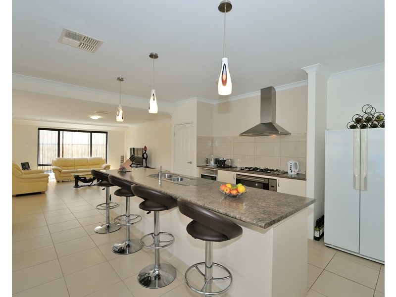 28 Minchin Turn, Baldivis WA 6171