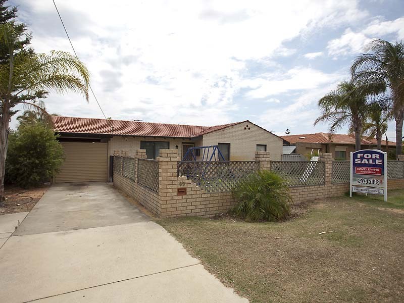 68 kurrajong Road, Safety Bay WA 6169