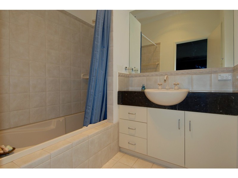 2B Hymus Street, Rockingham WA 6168