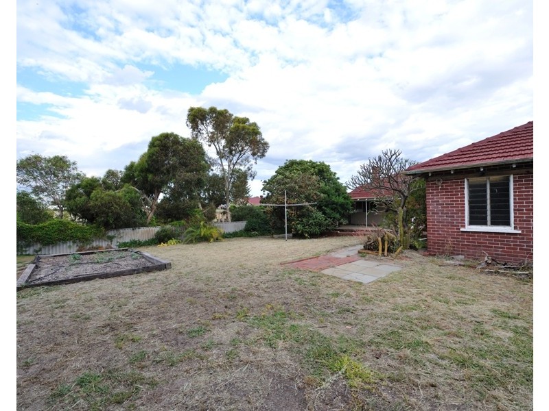 46 Smythe Street, Rockingham WA 6168
