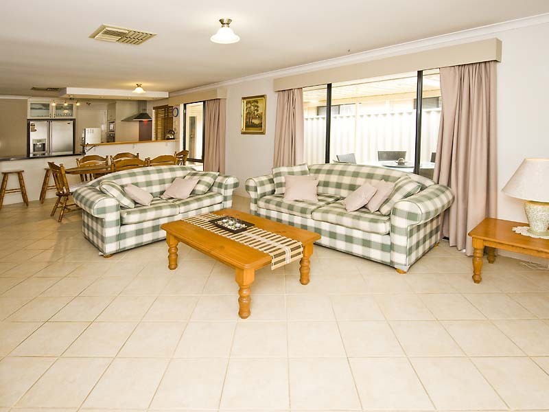 183 Grand Ocean Boulevard, Port Kennedy WA 6172