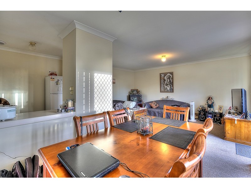 18/10 Hawkins Street, Rockingham WA 6168