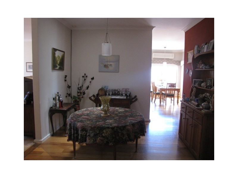 27 Bampton Way, Warnbro WA 6169