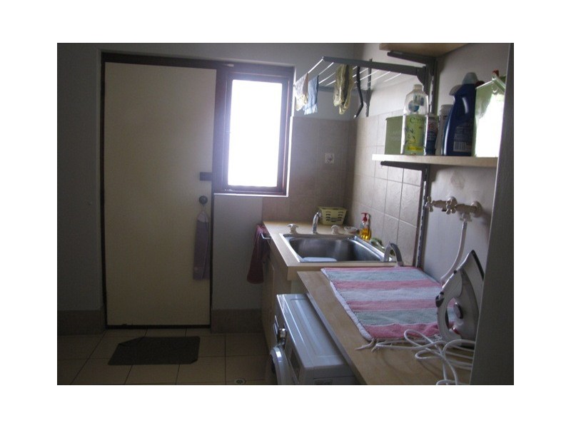 27 Bampton Way, Warnbro WA 6169