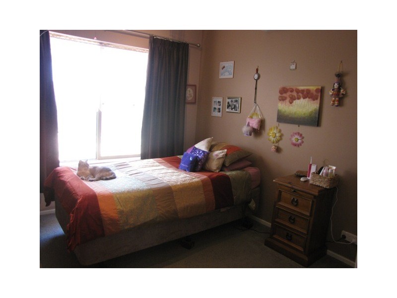 27 Bampton Way, Warnbro WA 6169