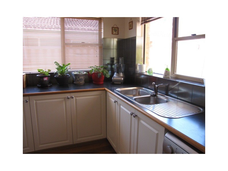 27 Bampton Way, Warnbro WA 6169