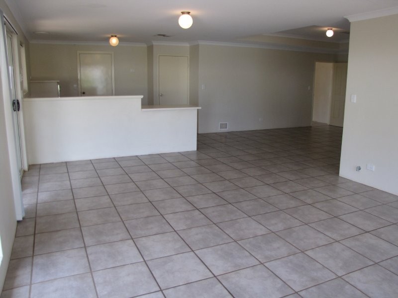 4 Ficifolia Brace, Baldivis WA 6171