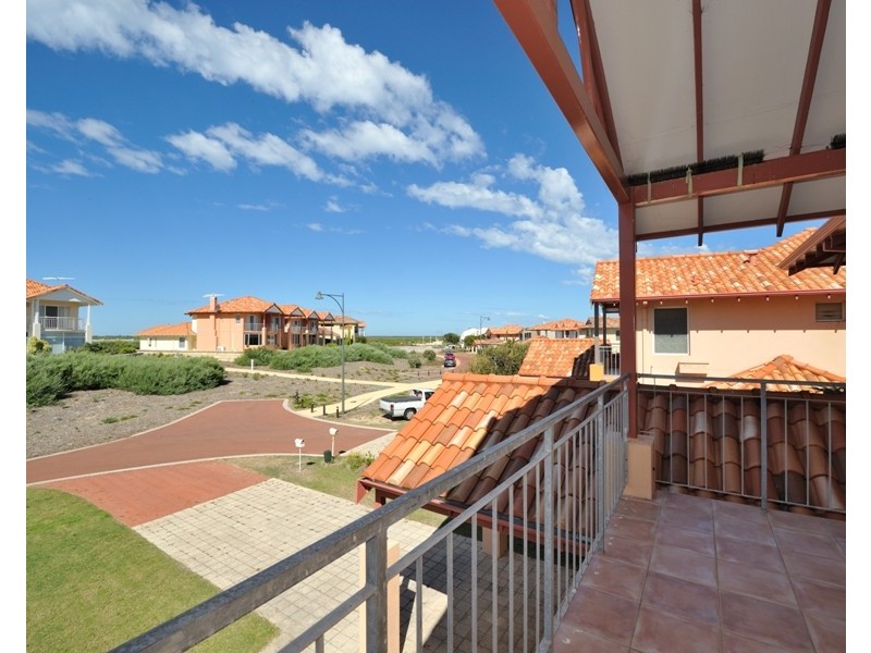 10 Wave Cove, Port Kennedy WA 6172