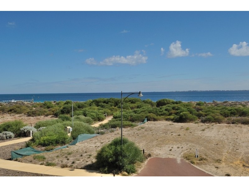 10 Wave Cove, Port Kennedy WA 6172