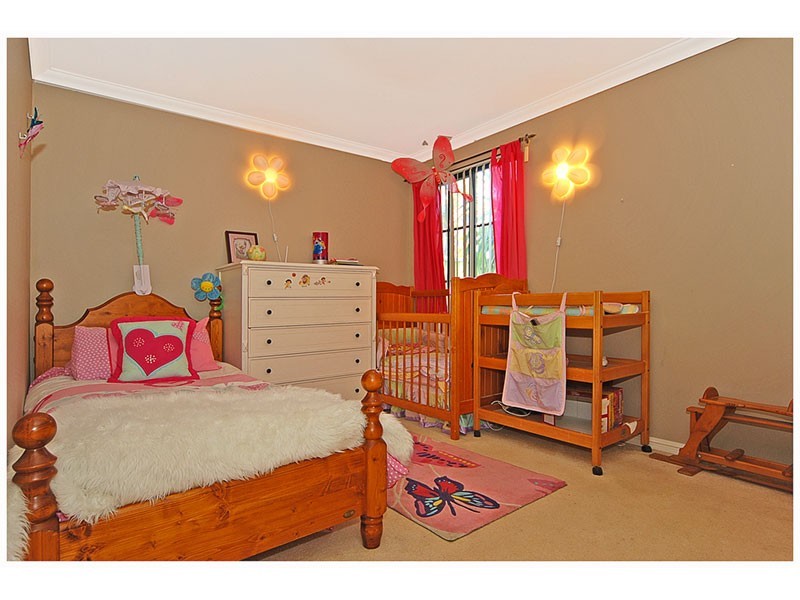 31 Salamanca Parkway, Port Kennedy WA 6172