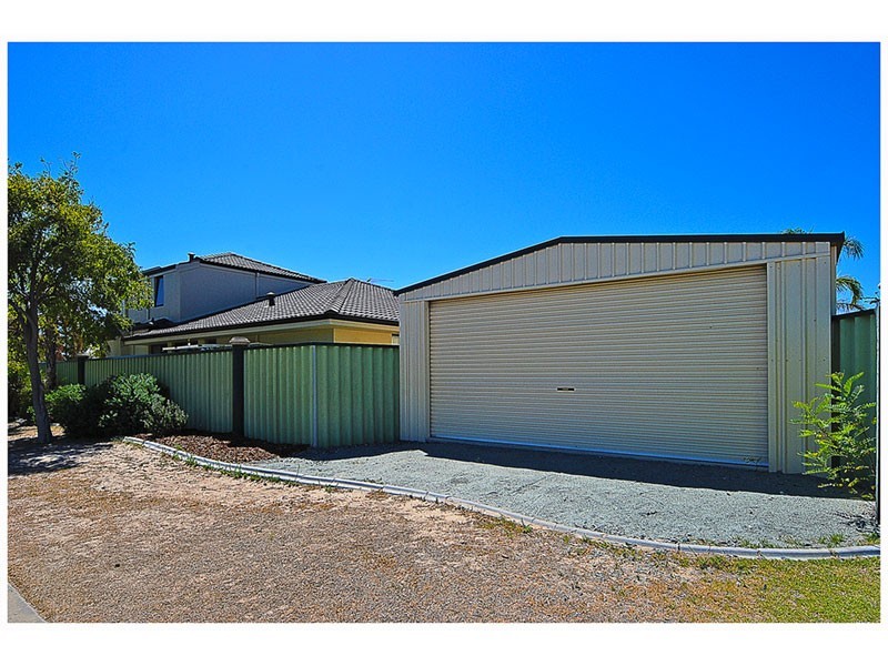 31 Salamanca Parkway, Port Kennedy WA 6172
