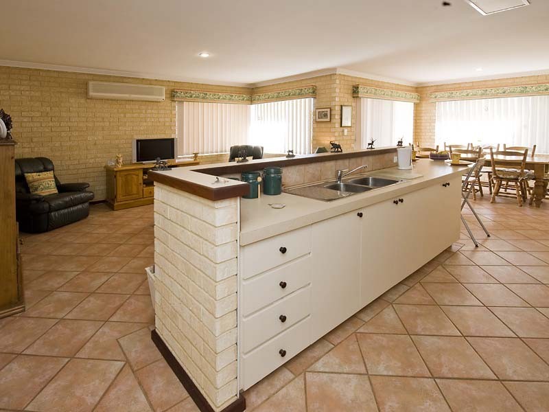 69b Gibson Street, Mandurah WA 6210