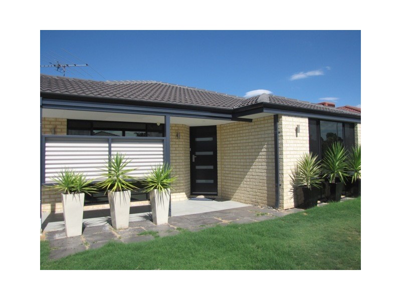 30 Menora Loop, Warnbro WA 6169