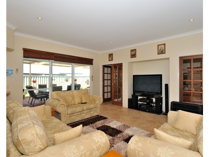 86 Baltimore Gardens, Port Kennedy WA 6172