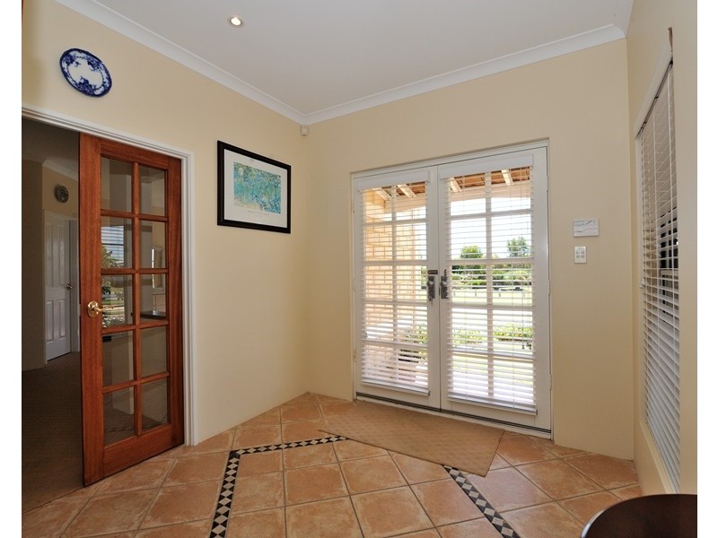 86 Baltimore Gardens, Port Kennedy WA 6172