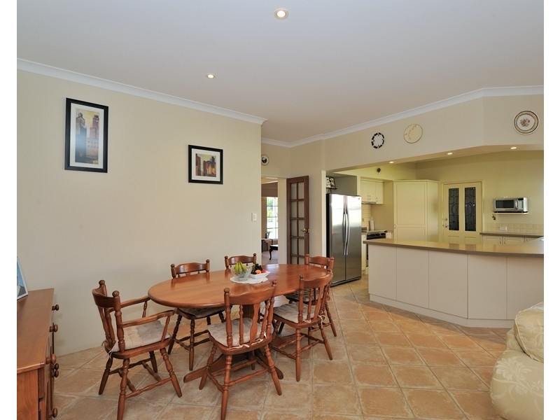 86 Baltimore Gardens, Port Kennedy WA 6172