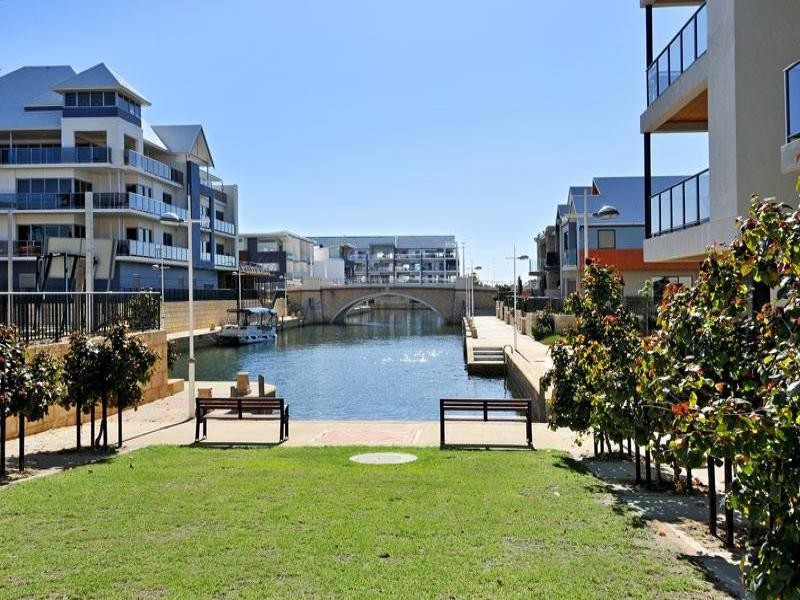 3/20 Vivaldi Drive, Mandurah WA 6210