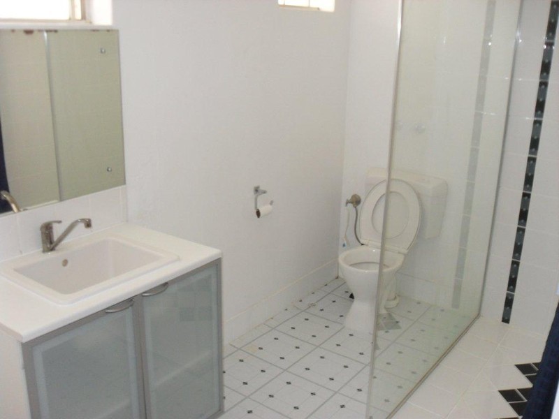 Unit 1, 9  Gloucester Ave, Shoalwater WA 6169