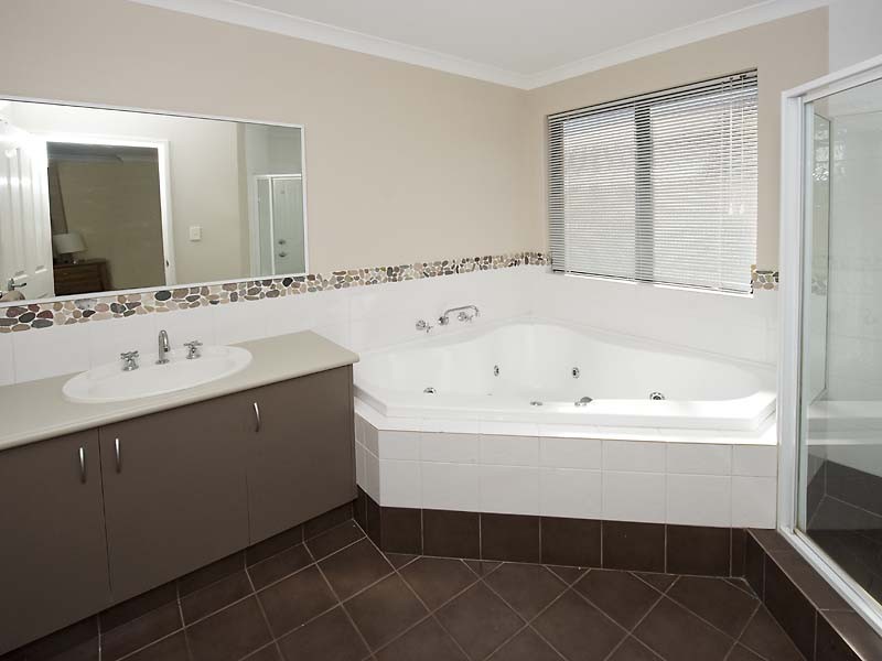 20 Brindabella Avenue, Rockingham WA 6168