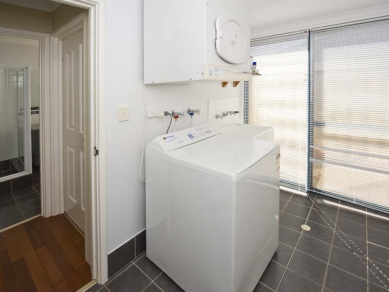 20 Brindabella Avenue, Rockingham WA 6168