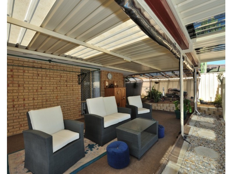 4 Lifu Court, Cooloongup WA 6168