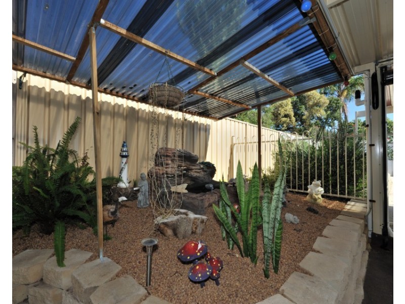 4 Lifu Court, Cooloongup WA 6168