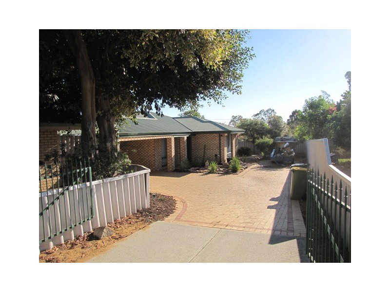 5A Berrett Place, Parmelia WA 6167