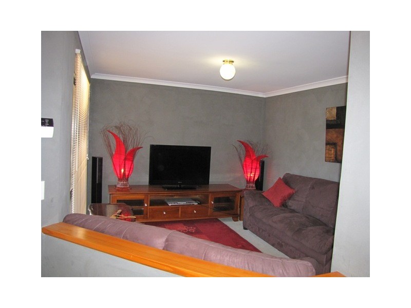 5A Berrett Place, Parmelia WA 6167