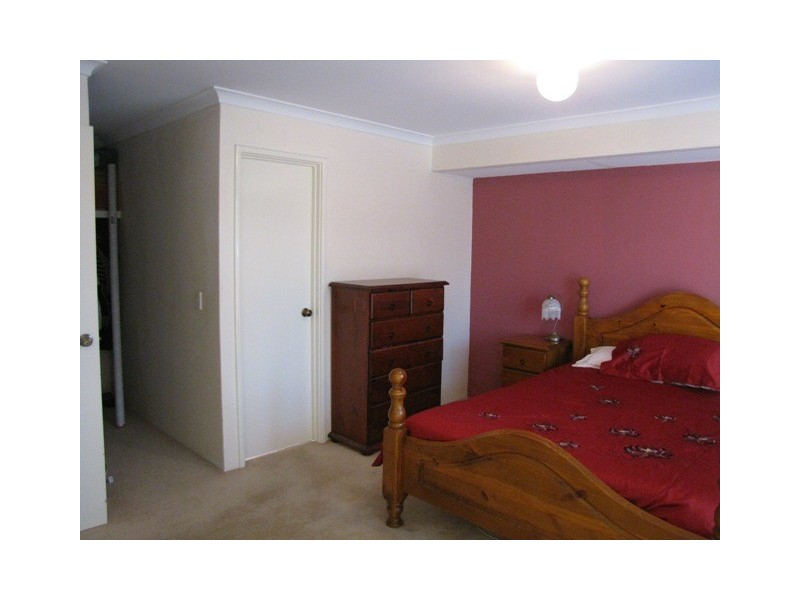 5A Berrett Place, Parmelia WA 6167