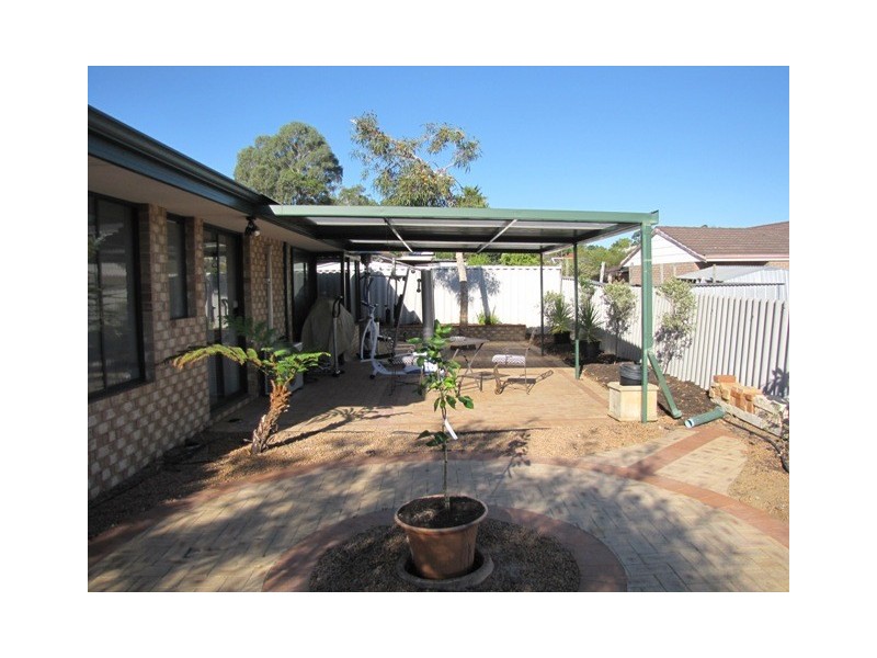 5A Berrett Place, Parmelia WA 6167