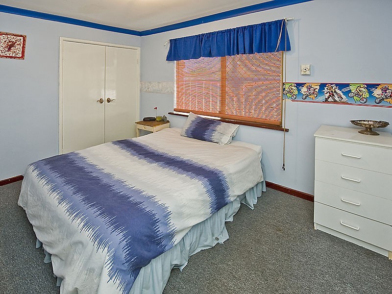 1 Jubilee Drive, Waikiki WA 6169