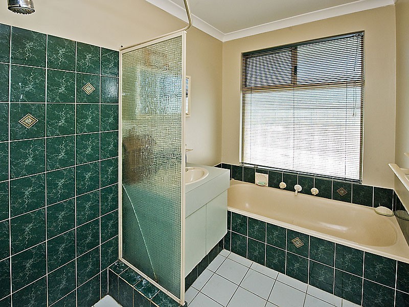 1 Jubilee Drive, Waikiki WA 6169