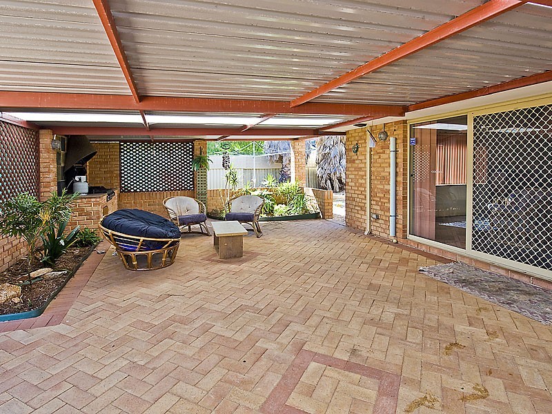 1 Jubilee Drive, Waikiki WA 6169