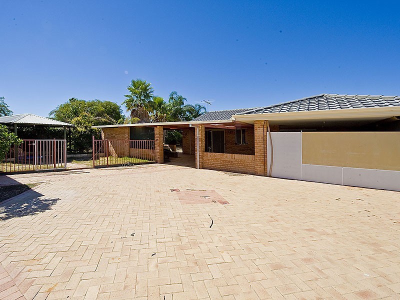 1 Jubilee Drive, Waikiki WA 6169