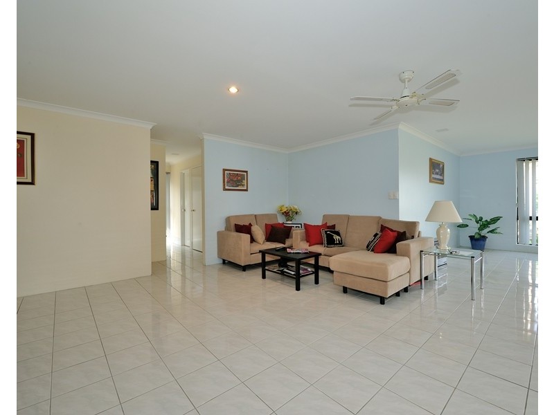 24 Menora Loop, Warnbro WA 6169