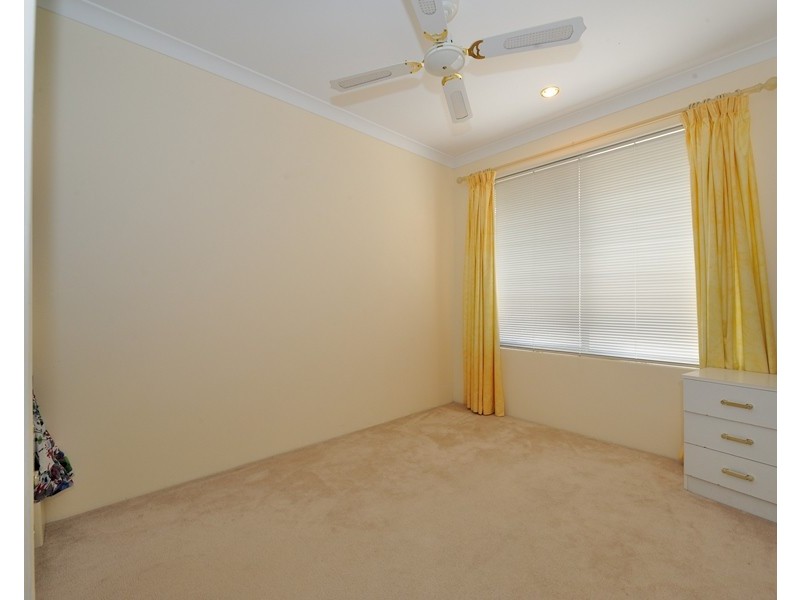 24 Menora Loop, Warnbro WA 6169