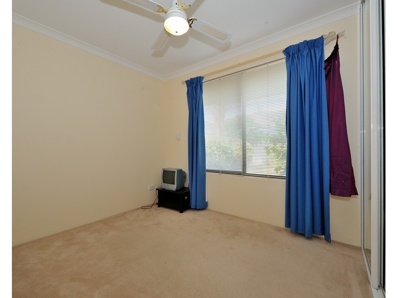 24 Menora Loop, Warnbro WA 6169