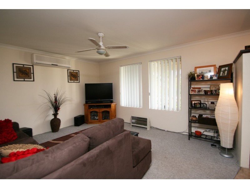 12 Mary Blair Way, Warnbro WA 6169