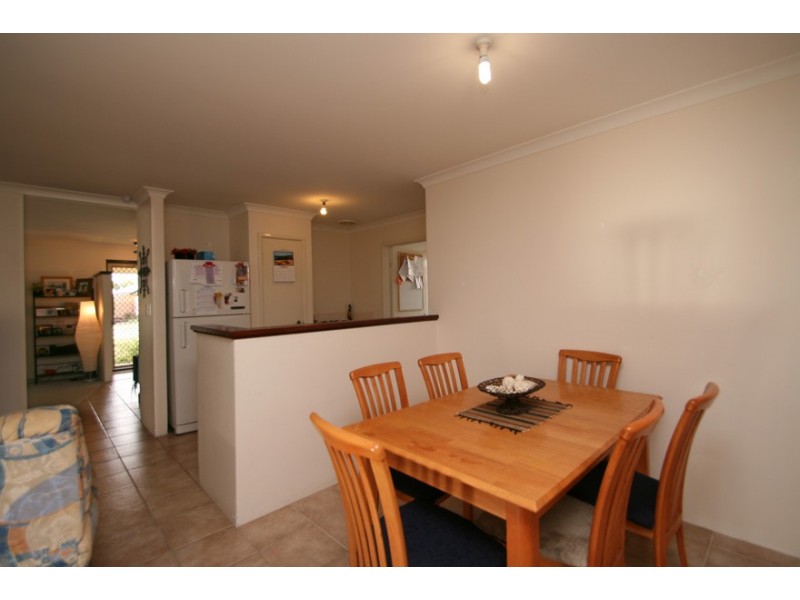 12 Mary Blair Way, Warnbro WA 6169