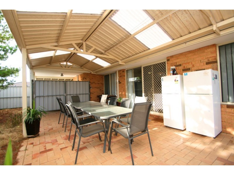 12 Mary Blair Way, Warnbro WA 6169