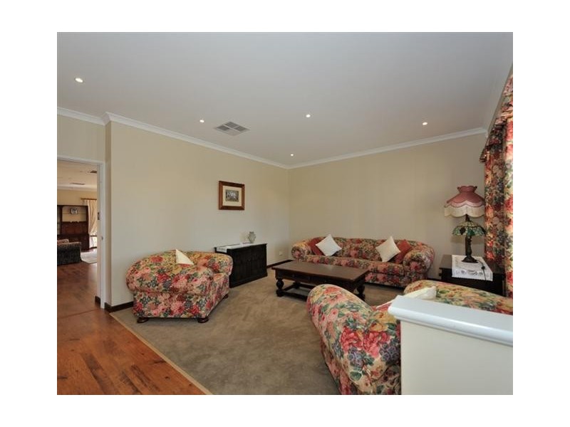 20 Belgravia Terrace, Rockingham WA 6168