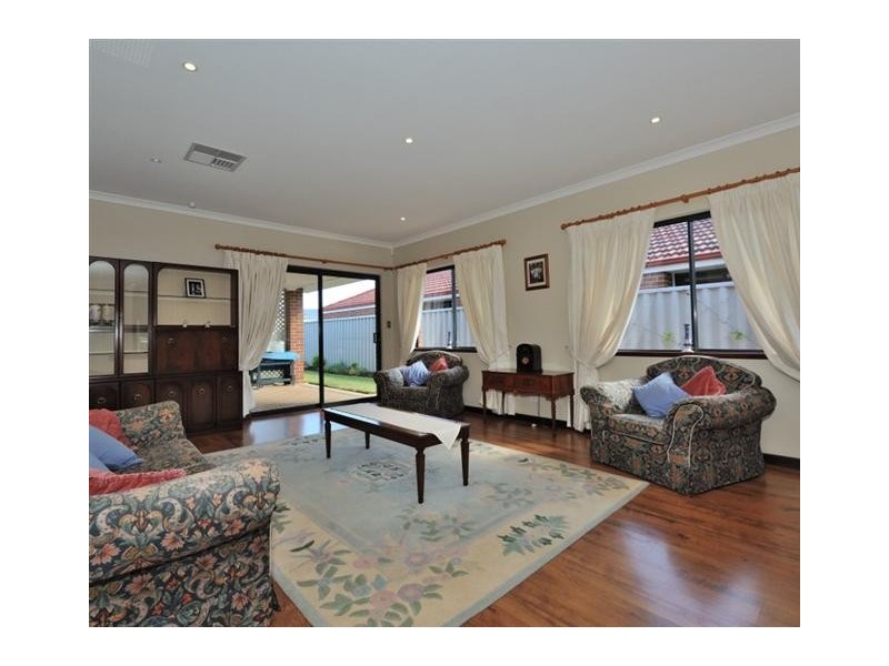 20 Belgravia Terrace, Rockingham WA 6168