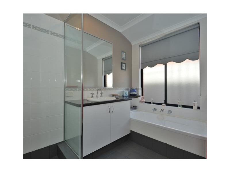 20 Belgravia Terrace, Rockingham WA 6168