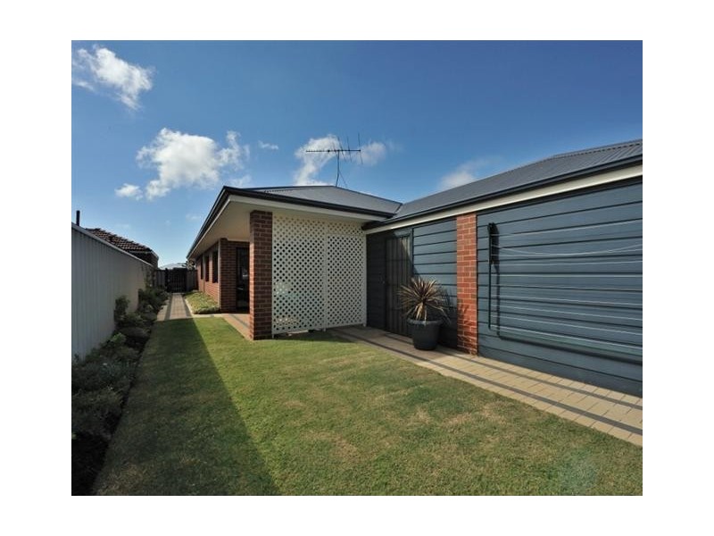 20 Belgravia Terrace, Rockingham WA 6168