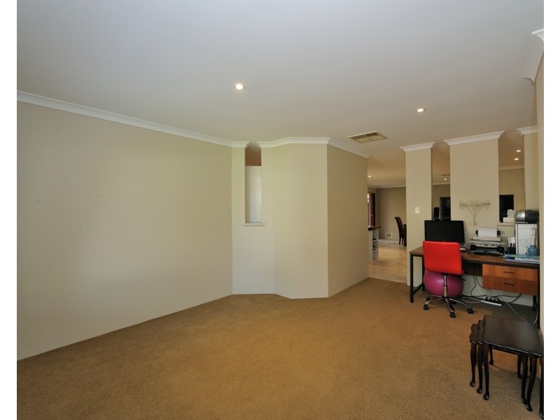 26 Timberlane Loop, Cooloongup WA 6168