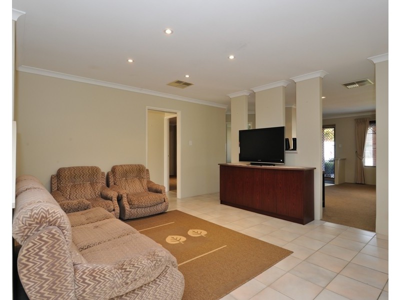 26 Timberlane Loop, Cooloongup WA 6168