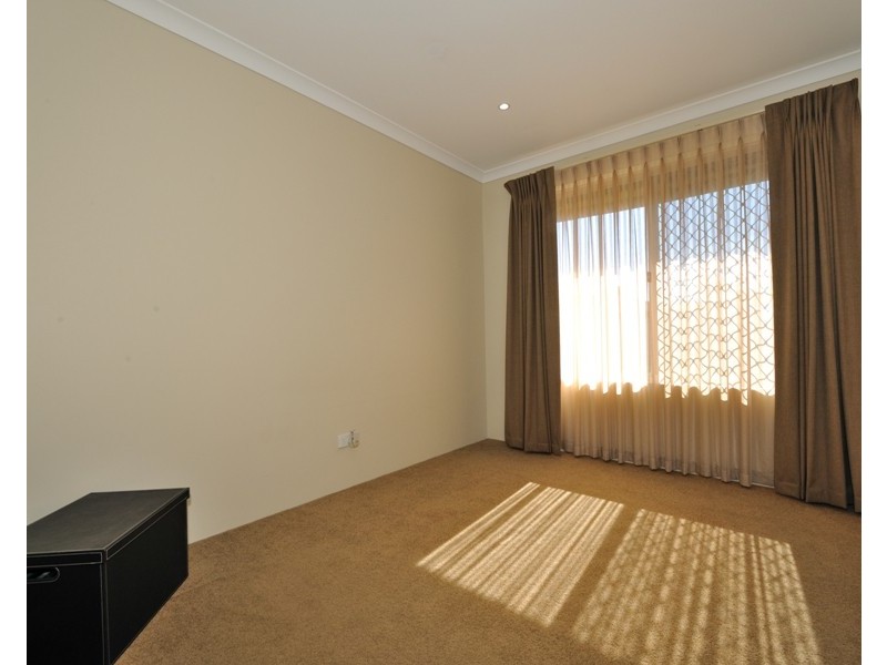 26 Timberlane Loop, Cooloongup WA 6168