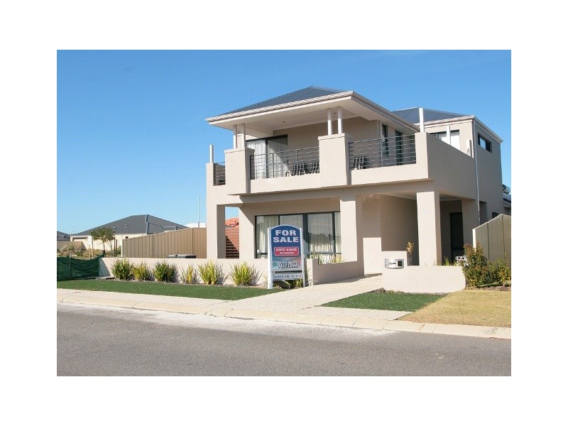 86 Bancoura Parkway, Secret Harbour WA 6173