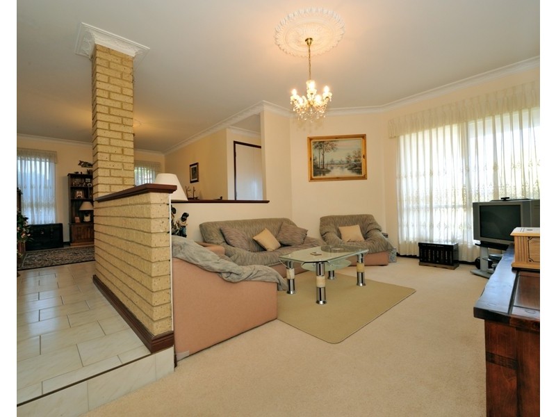 30 Leeuwin Parade, Rockingham WA 6168