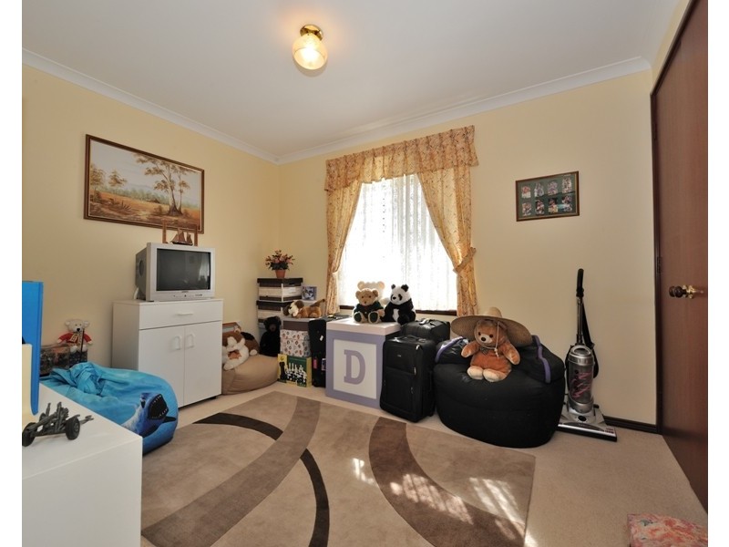 30 Leeuwin Parade, Rockingham WA 6168